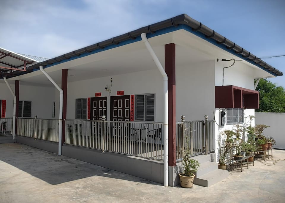 Seaside cottage room stays Bed and Breakfast in Selangor, Malaysia