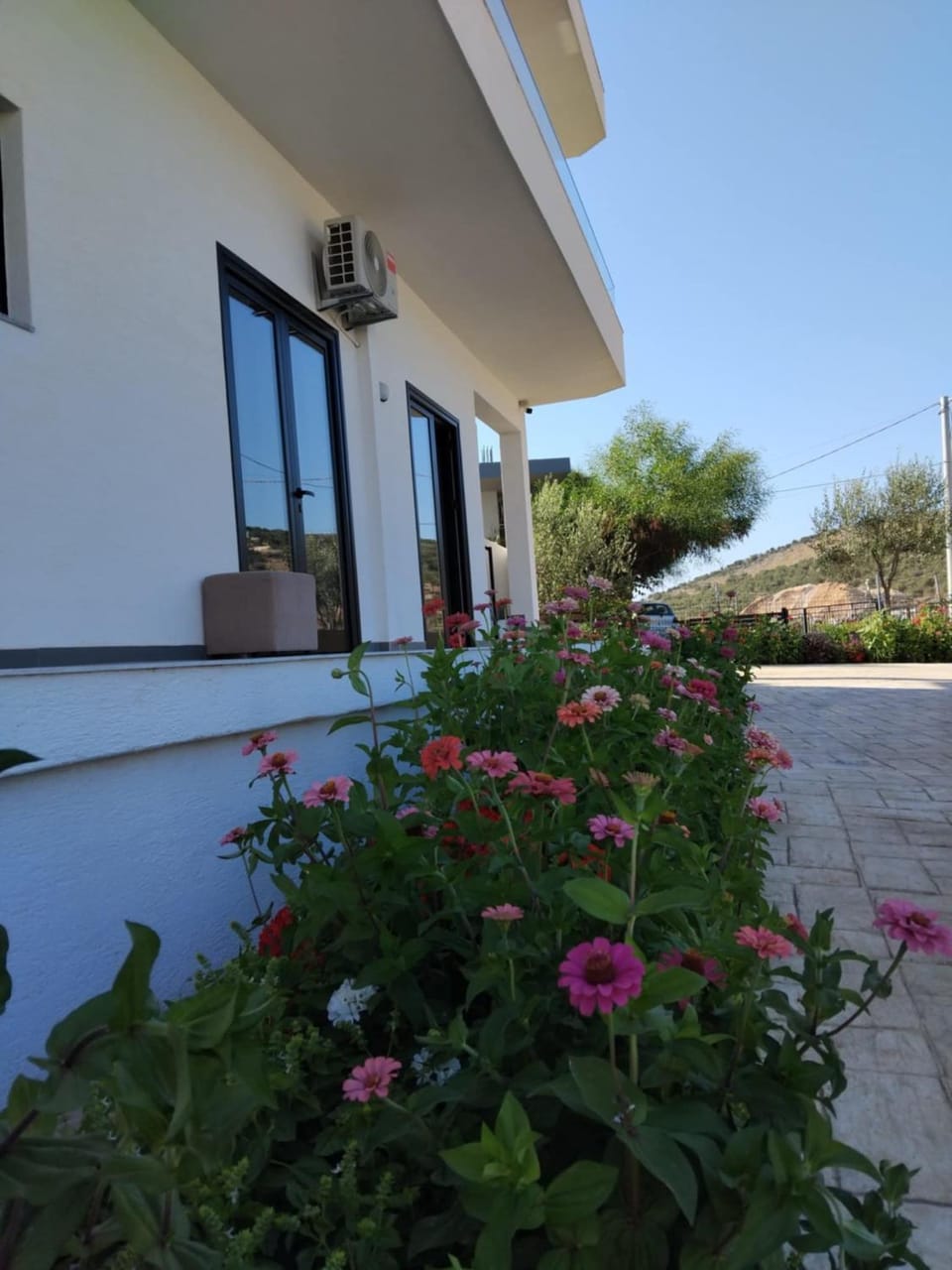Property building, Garden