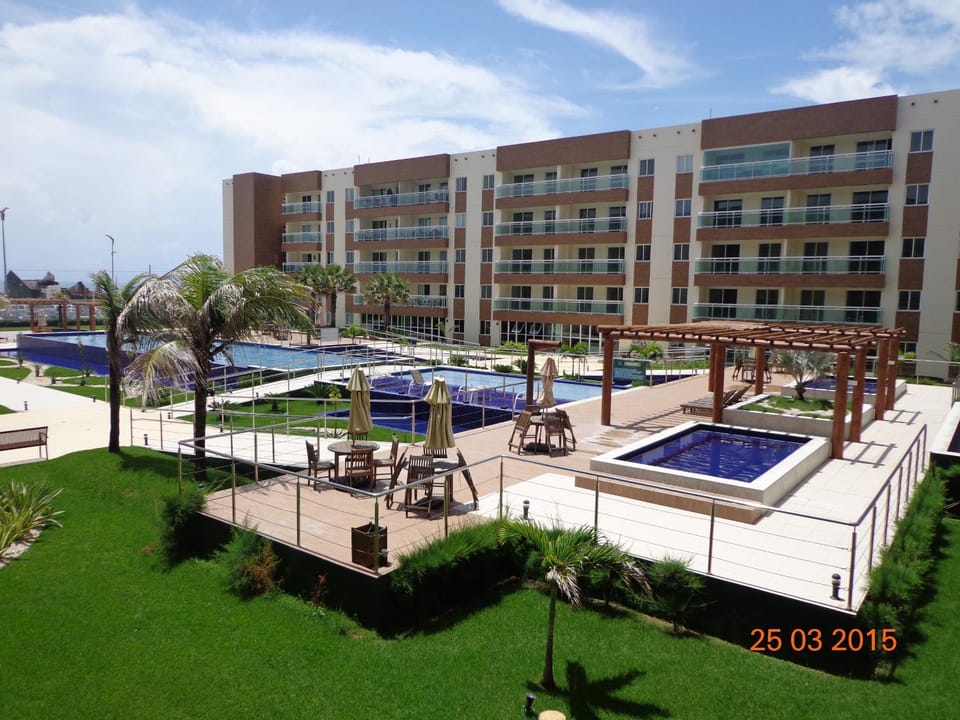 Property building, Day, Swimming pool