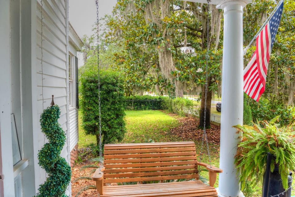 Open Gates Bed & Breakfast Bed and Breakfast in Darien