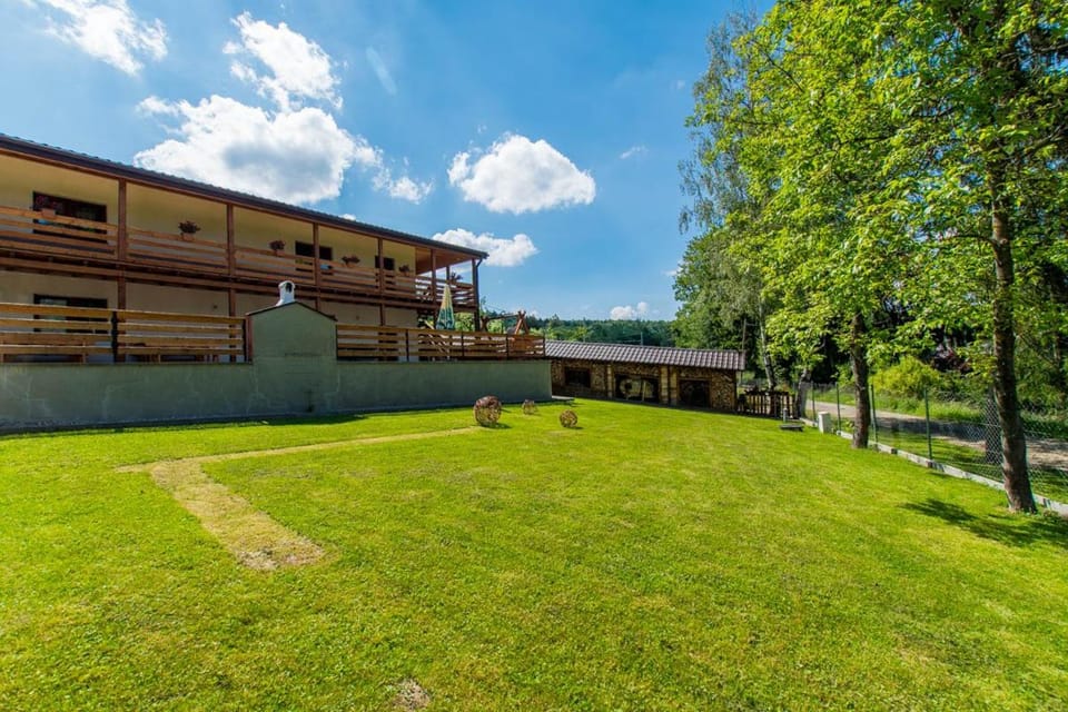 Property building, Day, Garden, Garden view