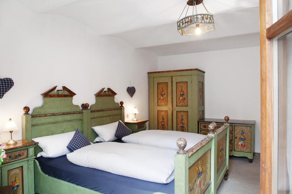 Living room, Bedroom