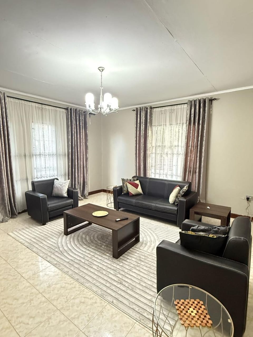 Living room, Seating area