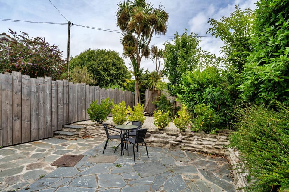 Patio, Garden, Garden view