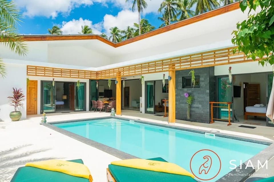 Property building, Swimming pool
