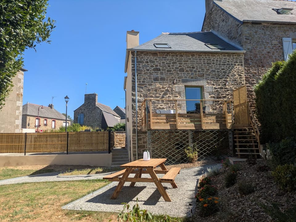 Property building, Garden