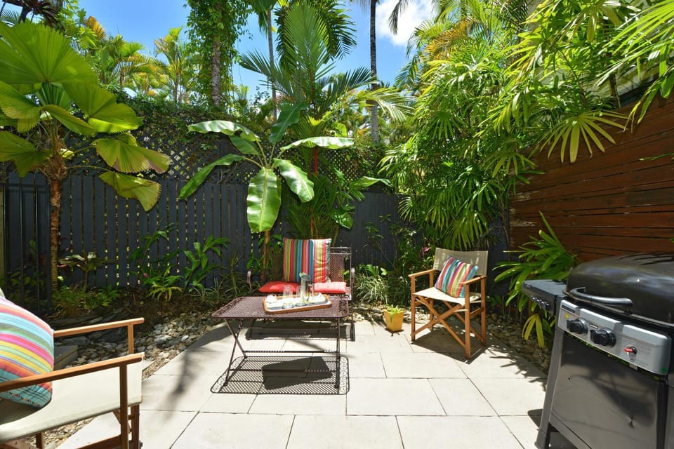 Patio, Day