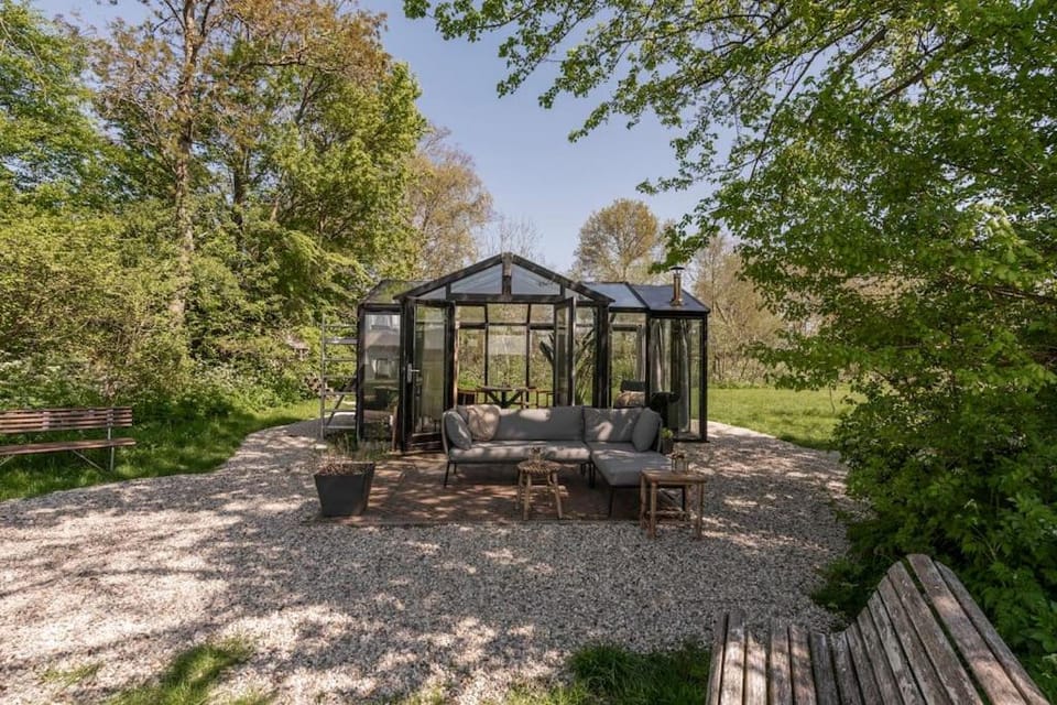 Patio, Garden