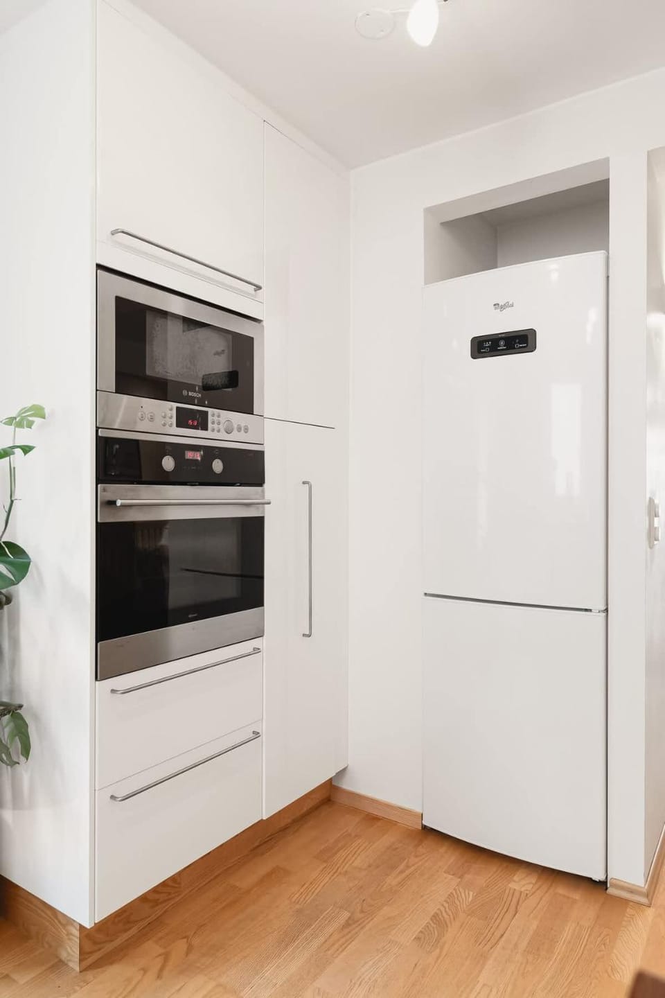 microwave, oven