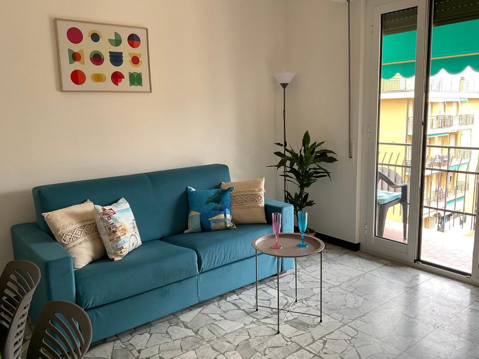 Balcony/Terrace, Living room