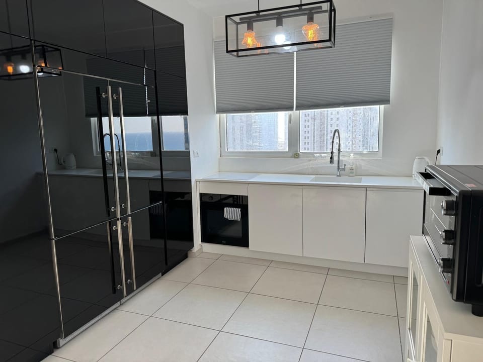 Prince Palace Netanya South Beach Apartment in Netanya