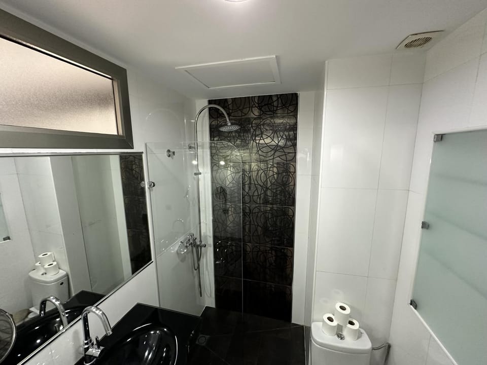 Atico Plaza Bailen Malaga Centro Apartment in Malaga
