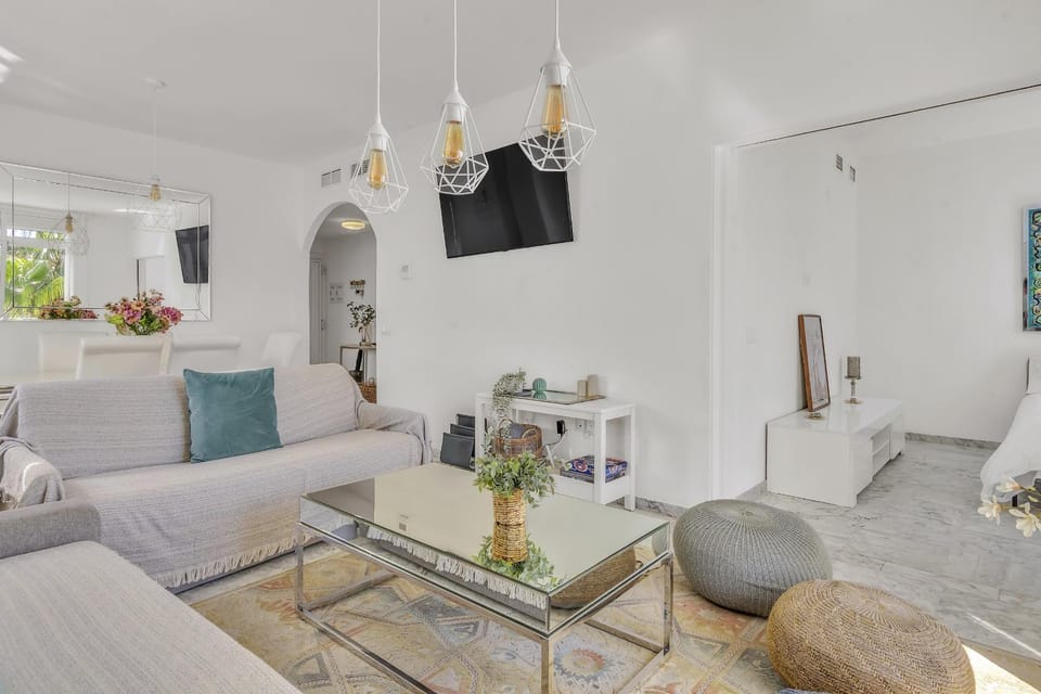 Marbella Real Golden Mile - 4 Bedroom Apartment by Finest Rentals Apartment in Marbella