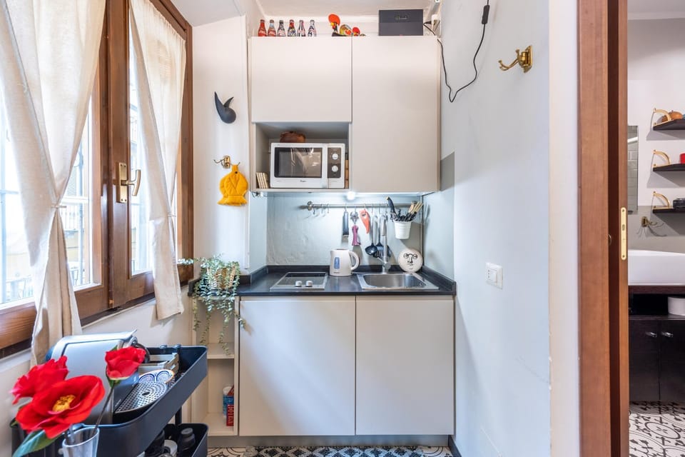 Two Steps From-Duomo Design One Room Flat Apartment in Milan