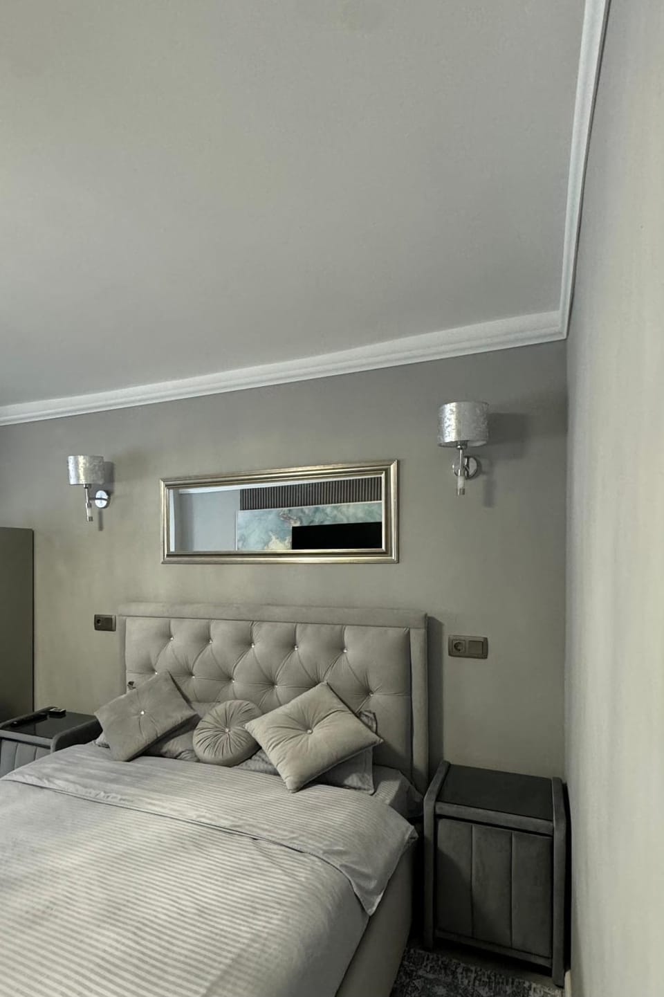 Silver studio at just 8 minutes distance of center Apartment in Bucharest