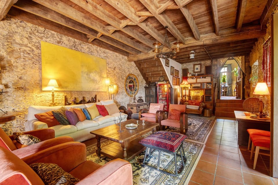 Property building, Living room