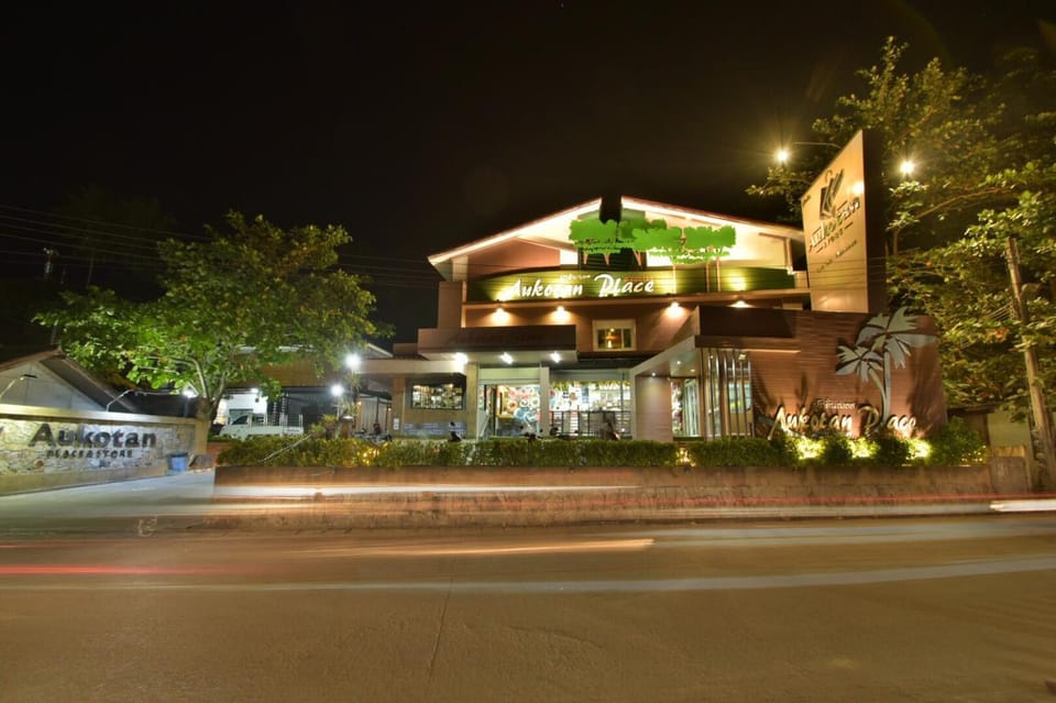 Property building, Night