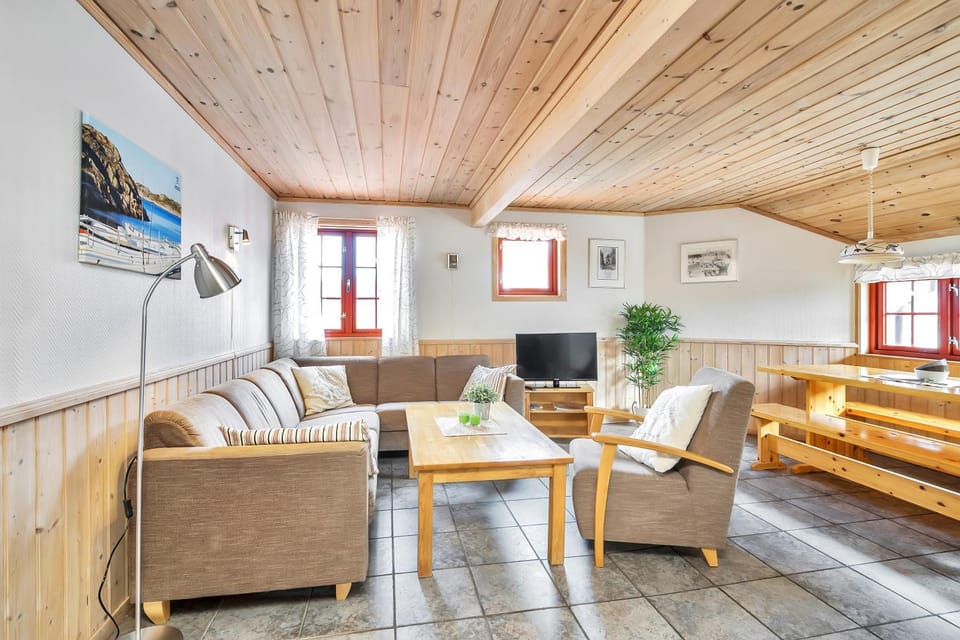 Skottevik Feriesenter Campground/ 
RV Resort in Norway