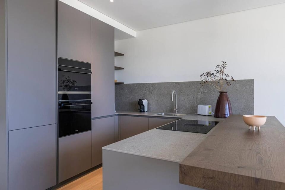 Kitchen or kitchenette, oven, stove