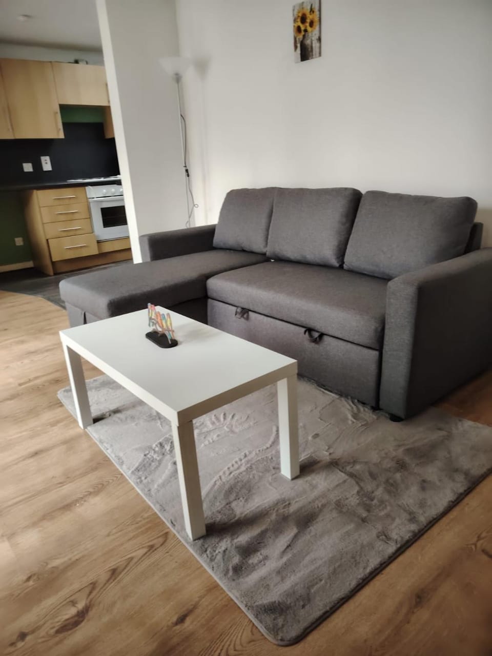 Bright Edinburgh Flat - City Center EB7 Apartment in Edinburgh