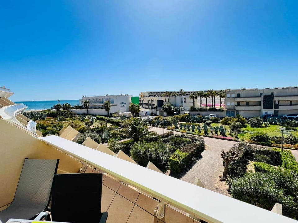 View (from property/room), Balcony/Terrace, Sea view