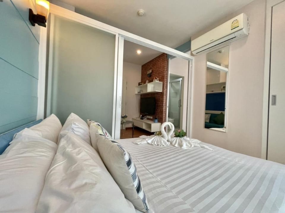 The trust huahin sky room condo pool view Apartment in Hua Hin District