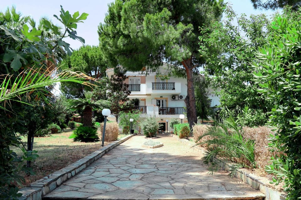 Property building, Garden, Garden view
