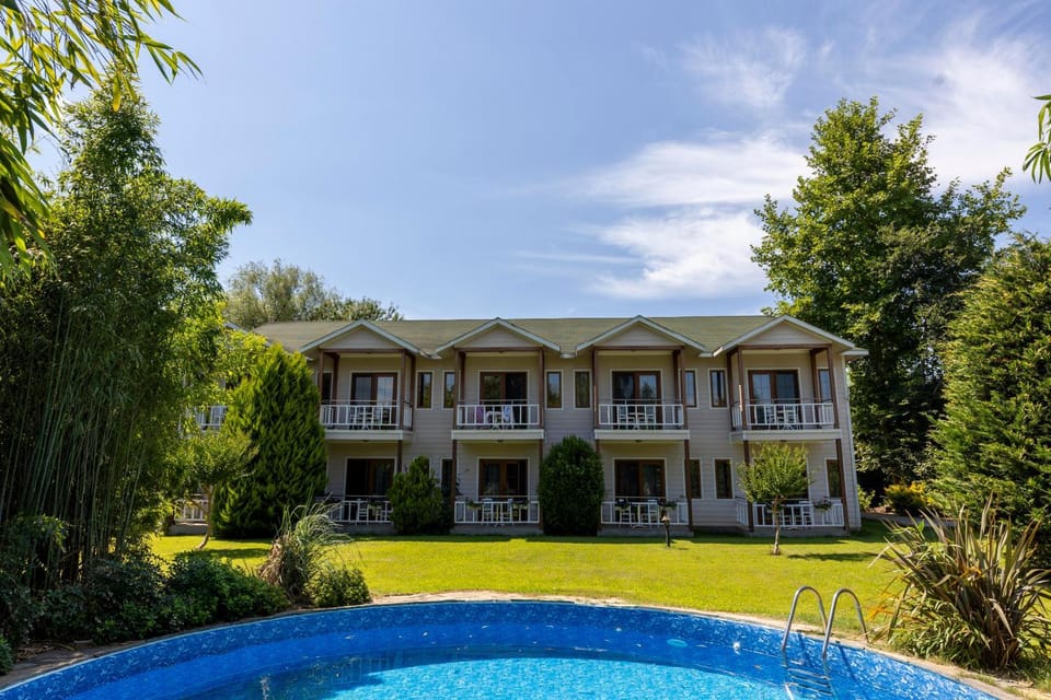 Property building, Garden, Garden view, Pool view