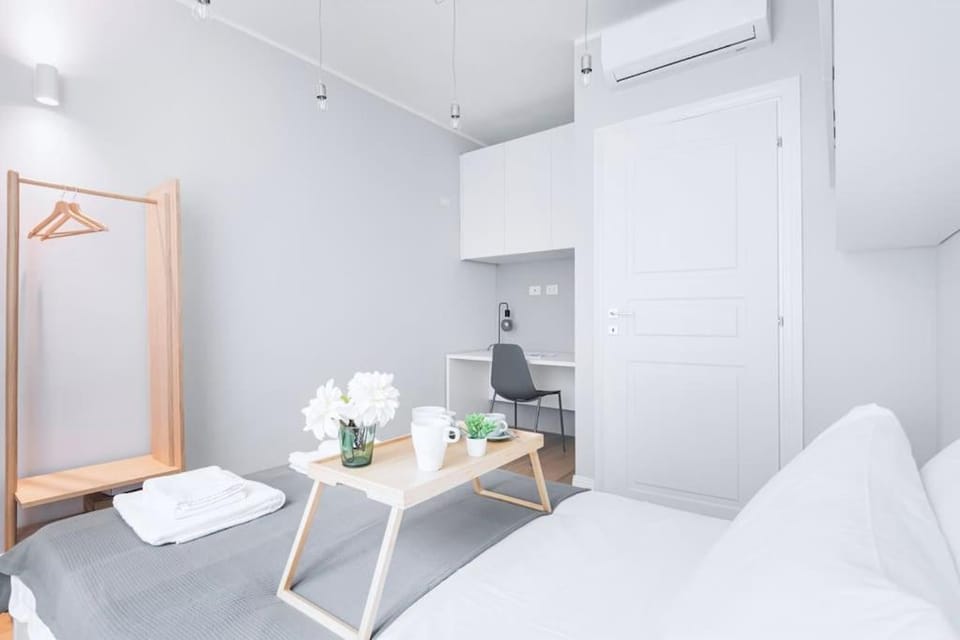 Easylife - Milano - Castaldi 32 CP3 - Porta Venezia Apartment in Milan