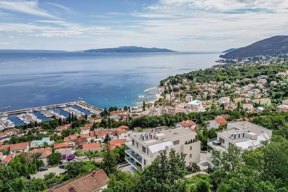 Property building, Natural landscape, Beach, Sea view
