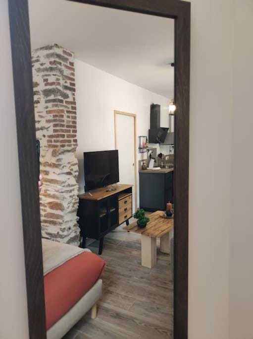 Appartement T1 centre-ville Beaupréau Apartment in Pays de la Loire