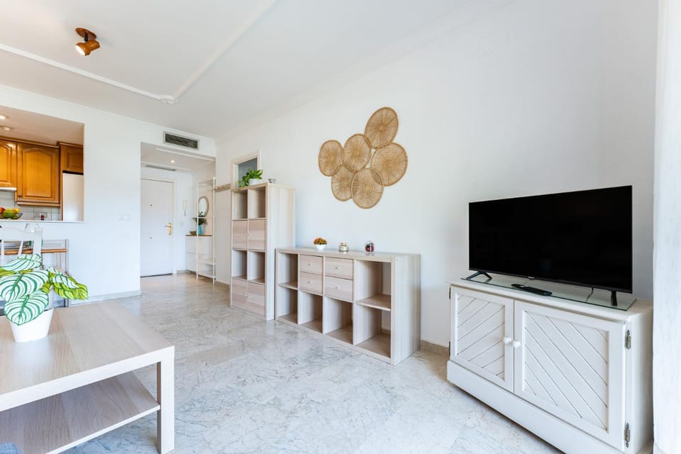 TV and multimedia, Dining area