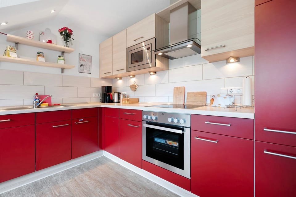 Kitchen or kitchenette, Living room