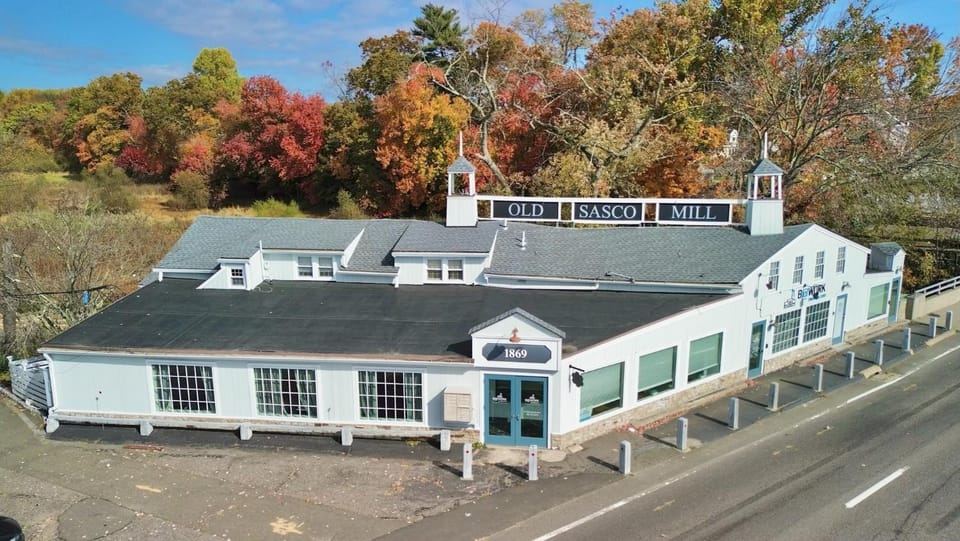 Property building, Bird's eye view, Parking