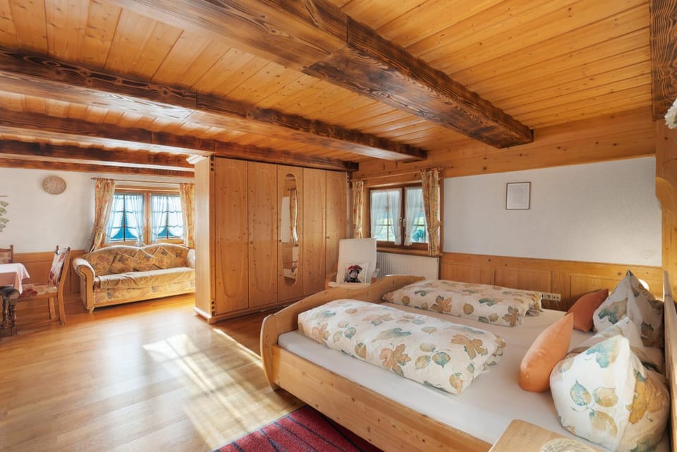 Property building, Living room, Bedroom