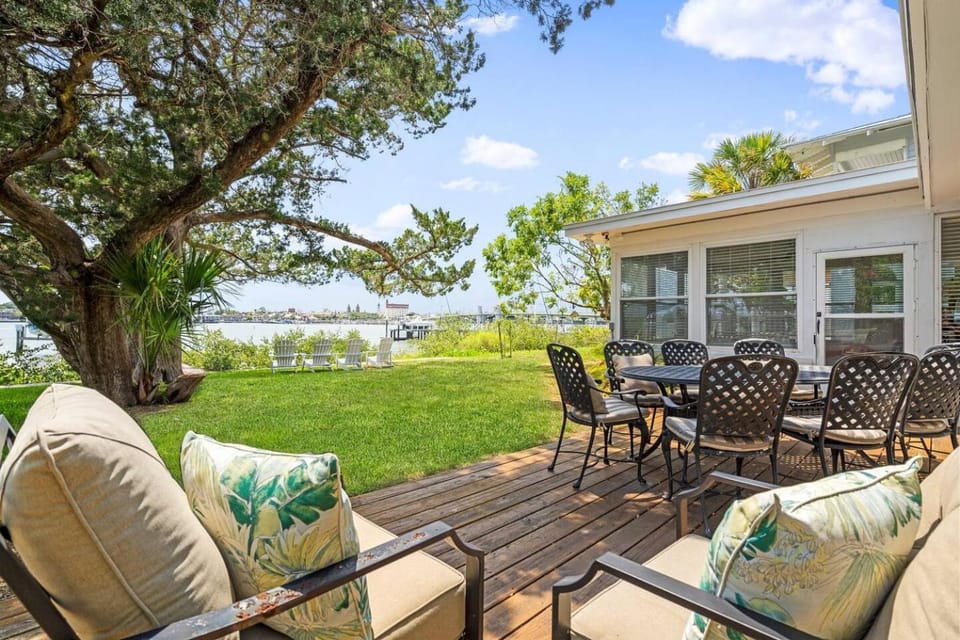 Bayfront Cottage House in Saint Augustine