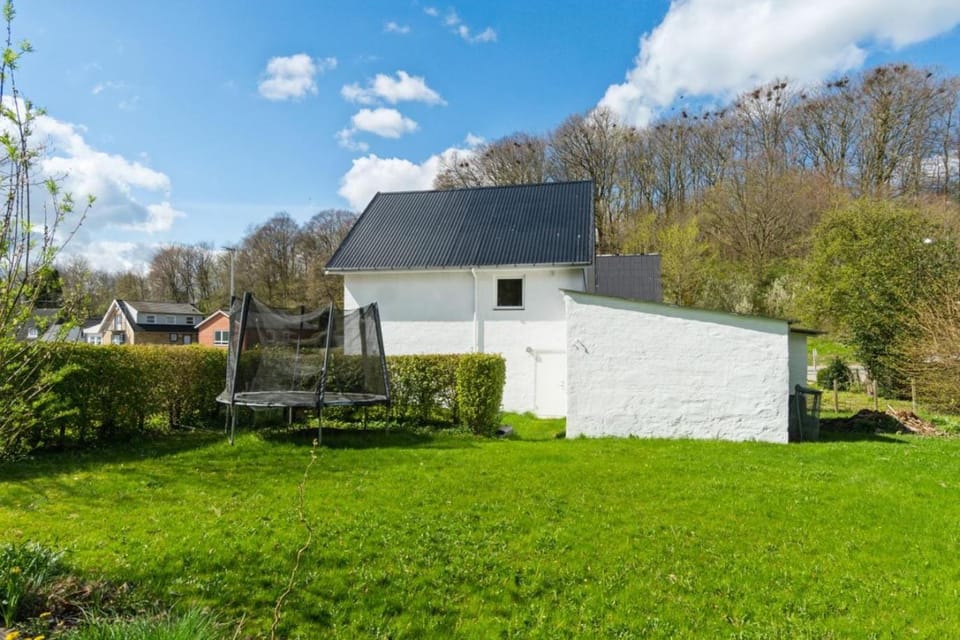 Property building, Garden, Garden view