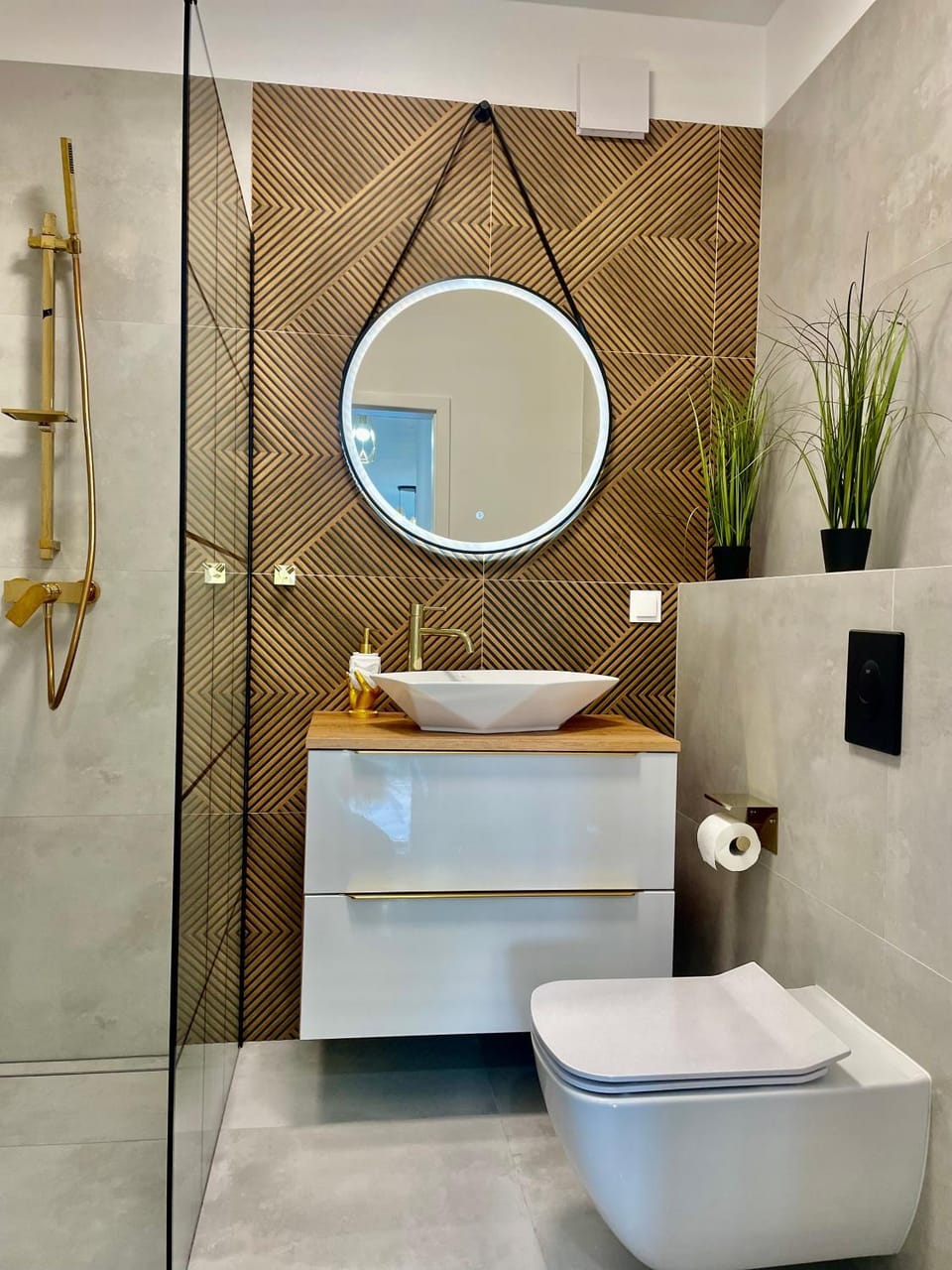 Shower, Bathroom