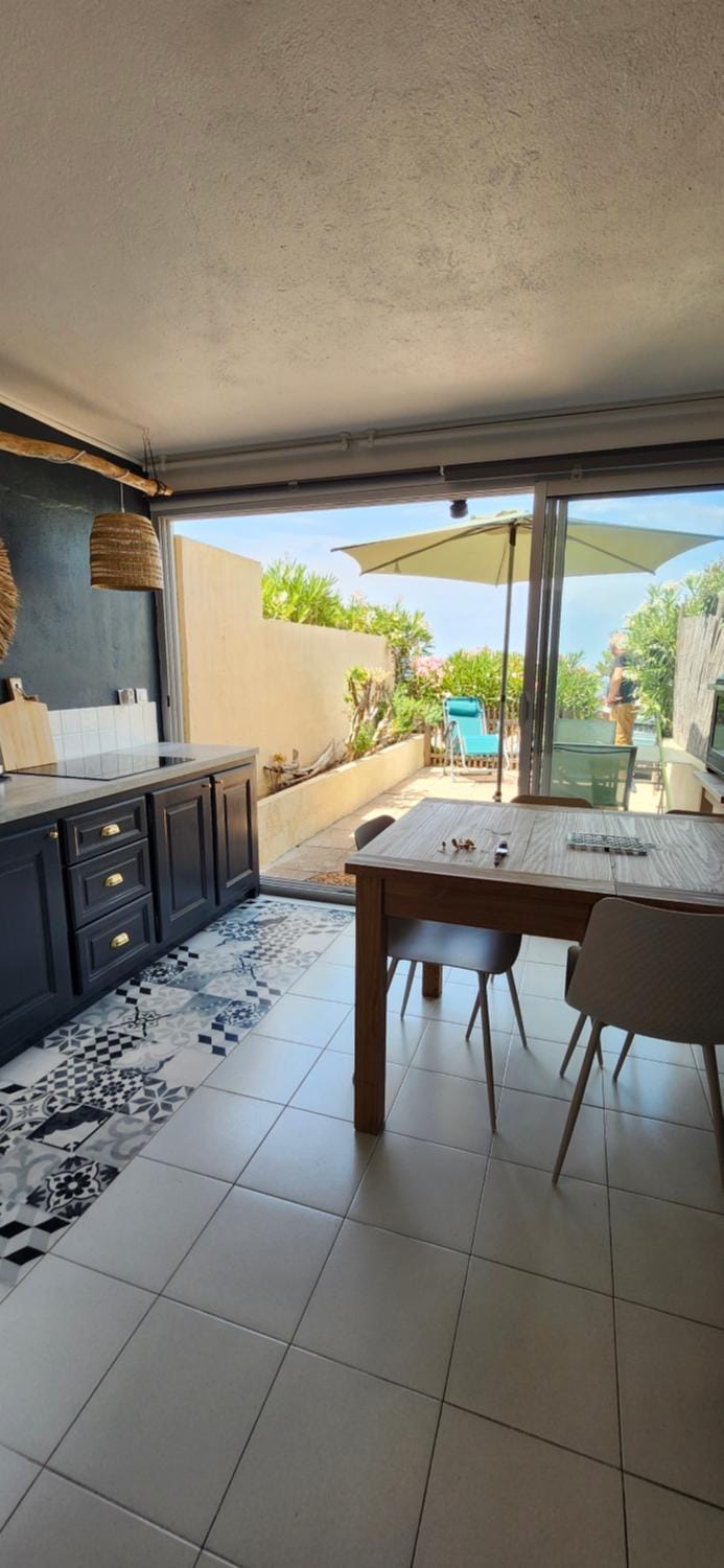 Ile Rousse Guardiola T2 les pieds dans l eau Apartment in Monticello