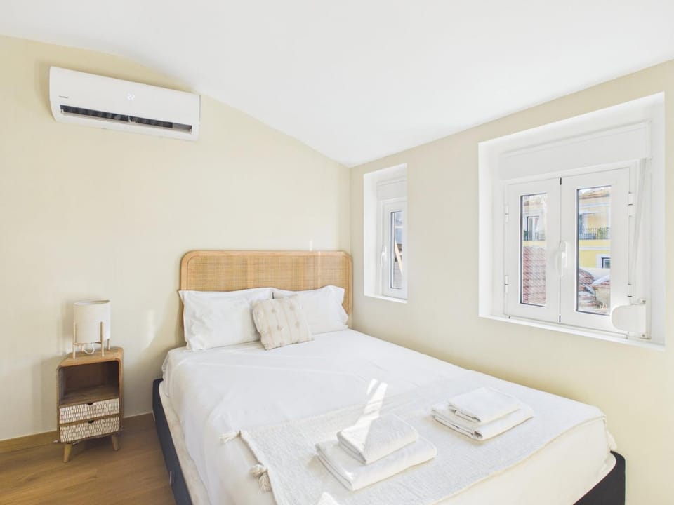 2BR Terrace with Tagus View - Air-Conditioned | By Airnest Apartment in Lisbon