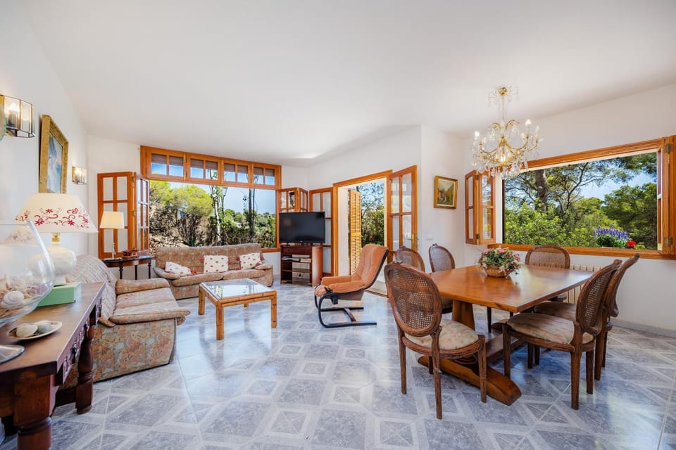 Property building, Living room