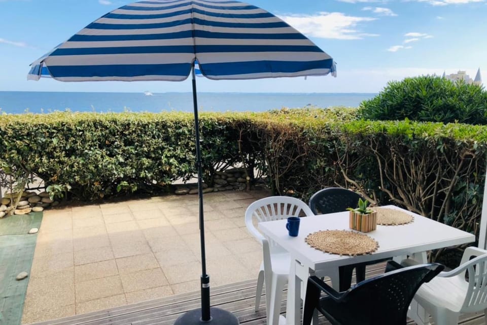 Appartement vue belle iles et le chateau Turpault Apartment in Quiberon