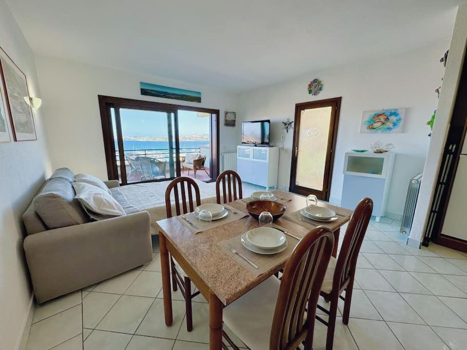 Natural landscape, Living room, Sea view