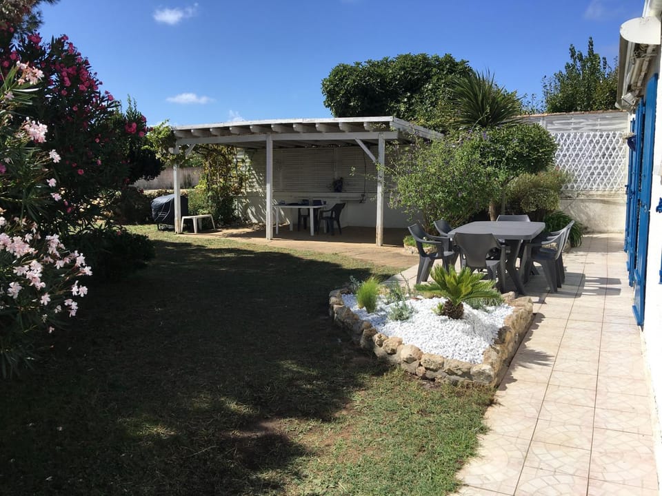 Patio, BBQ facilities, Garden, Garden view