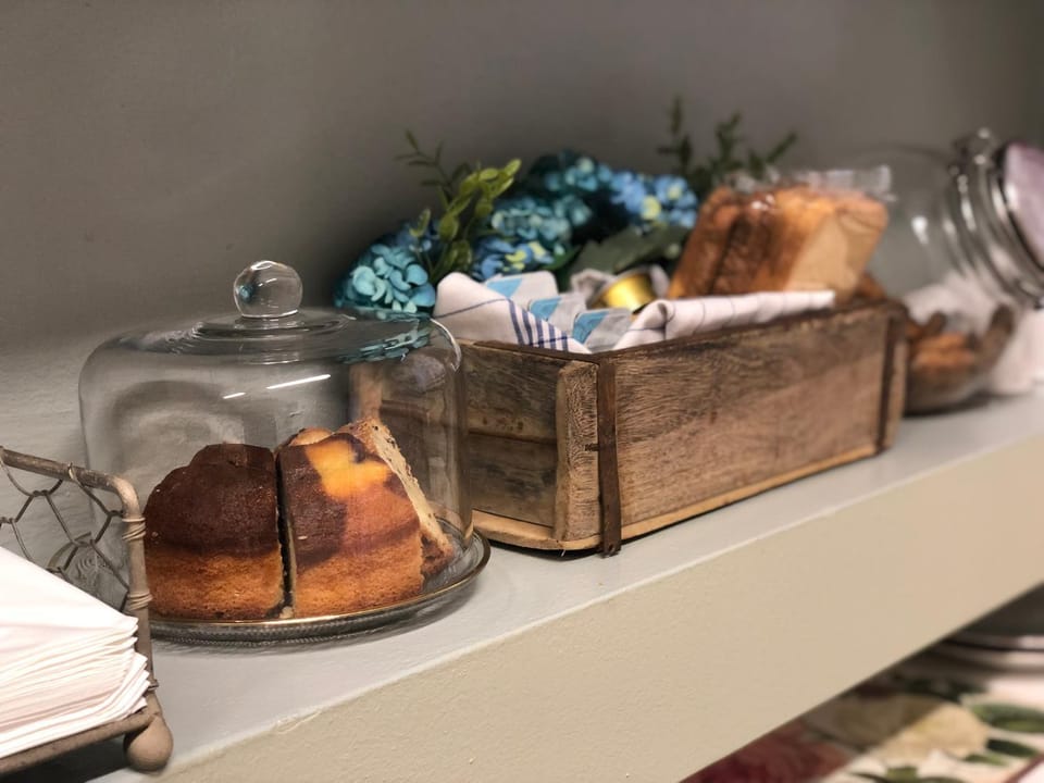 Breakfast, Buffet breakfast