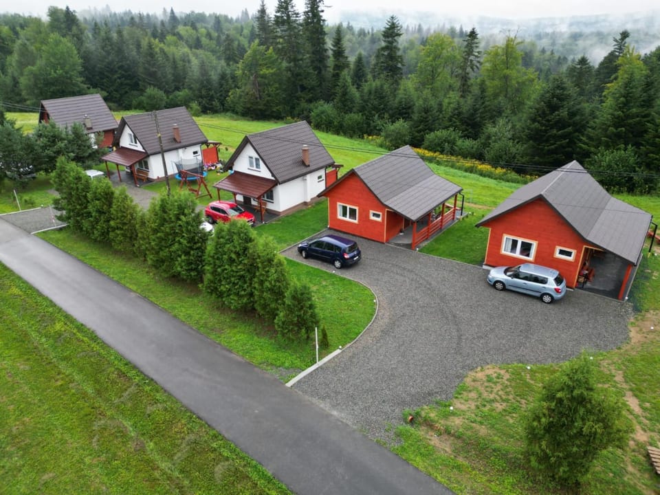 Property building, Spring, Day, Neighbourhood, Natural landscape, Bird's eye view, Street view, Parking