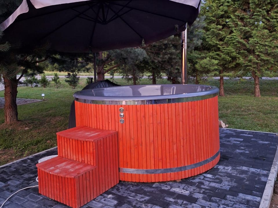 Natural landscape, View (from property/room), Evening entertainment, Garden view, Swimming pool, Entertainment