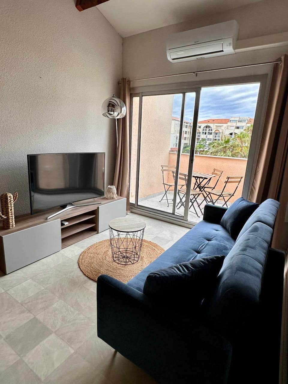 Balcony/Terrace, Living room