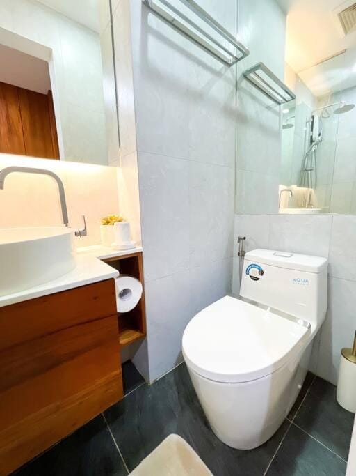 Elegant & Unique space The Loop 21st floor Apartment in Cagayan de Oro