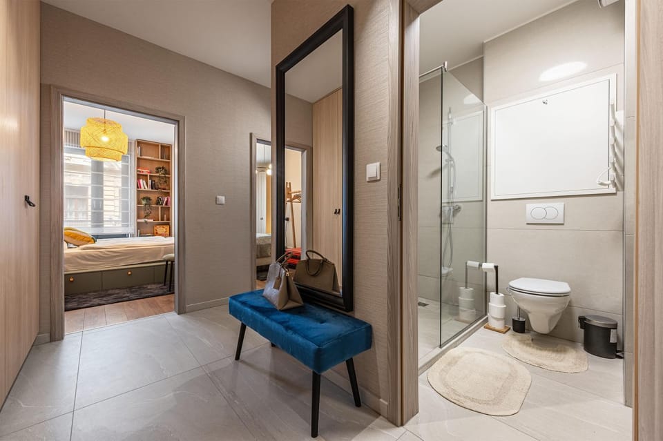 Shower, Bathroom, Bedroom